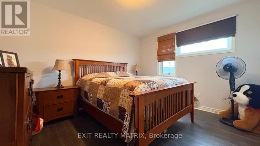 371 Trillium Circle S — photo 7 of 18