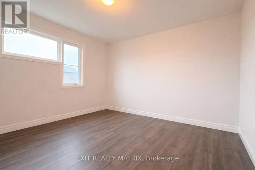 371 Trillium Circle S — photo 8 of 18