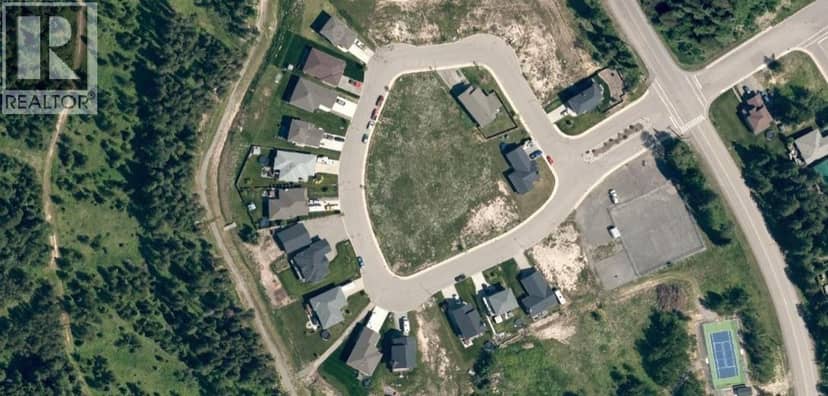 1353 CHERRYWOOD Boulevard, Sparwood