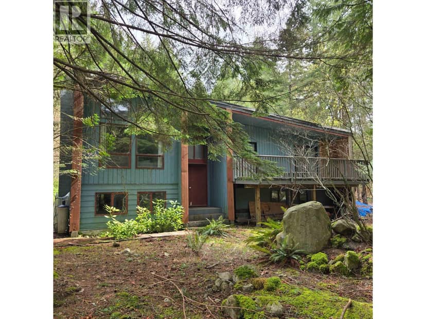 4040 MIDNIGHT WAY, Squamish