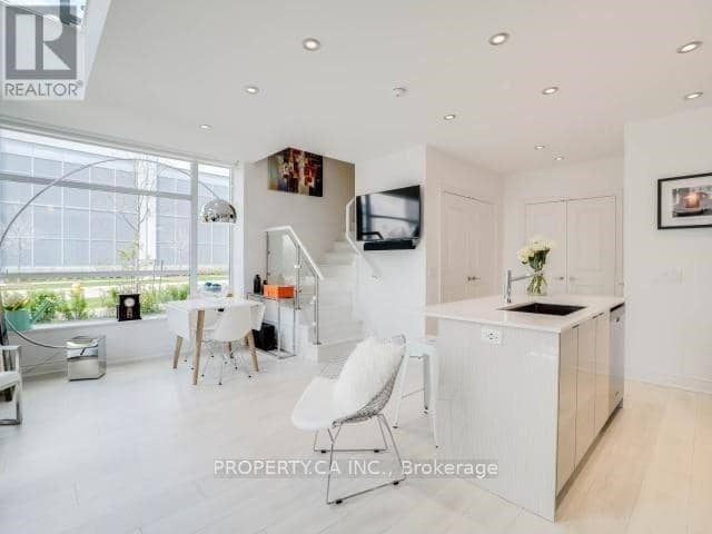 WL08 - 80 Marine Parade Drive — photo 3 of 20