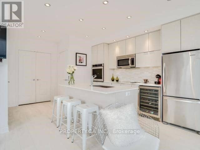WL08 - 80 Marine Parade Drive — photo 4 of 20
