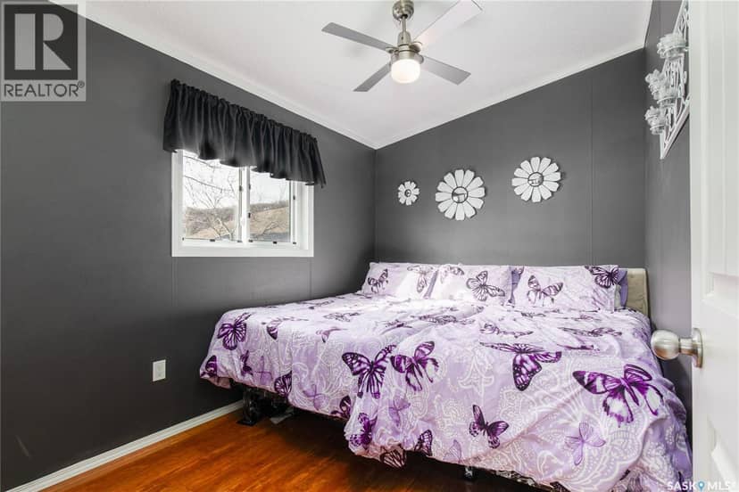 130 Marine DRIVE — photo 16 of 40