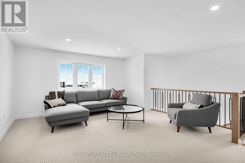 3 Basil Crescent — photo 13 of 31