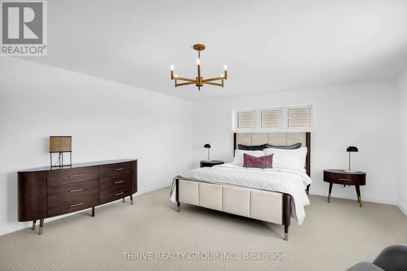 3 Basil Crescent — photo 15 of 31