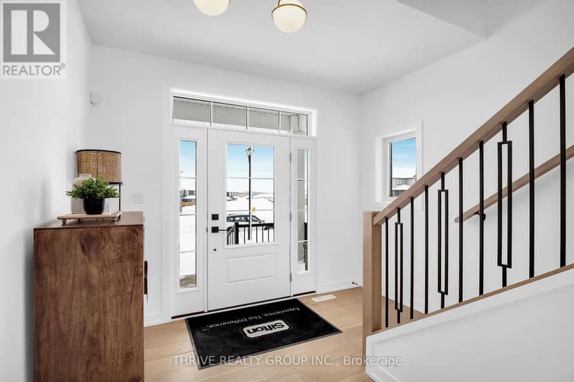 3 Basil Crescent — photo 3 of 31