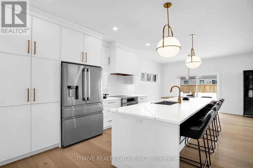 3 Basil Crescent — photo 4 of 31