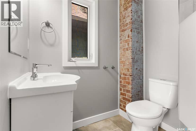 2358 Montreal STREET — photo 20 of 36