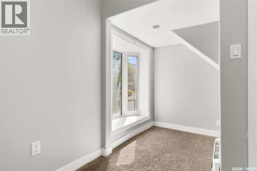 2358 Montreal STREET — photo 23 of 36
