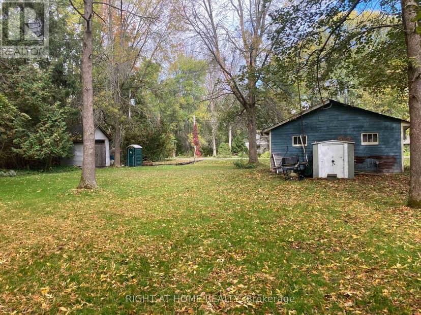 14 Barbara Avenue — photo 3 of 5