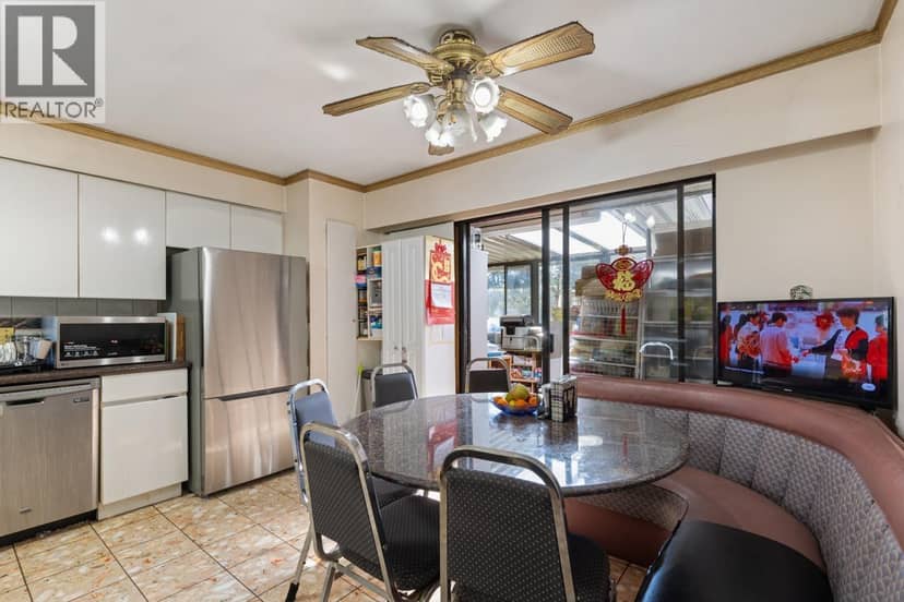 2472 E 12TH AVENUE, Vancouver, photo 5