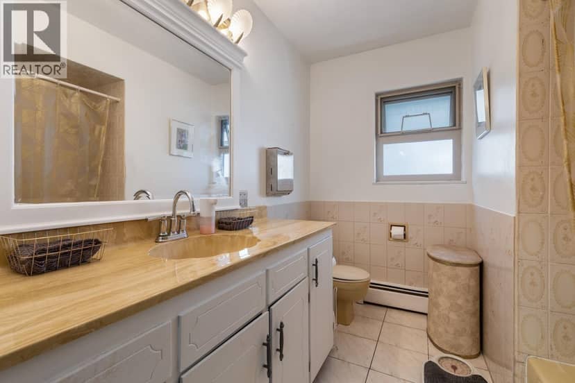 2472 E 12TH AVENUE, Vancouver, photo 7