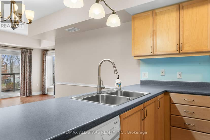 104 - 94 Francis Street W — photo 17 of 33
