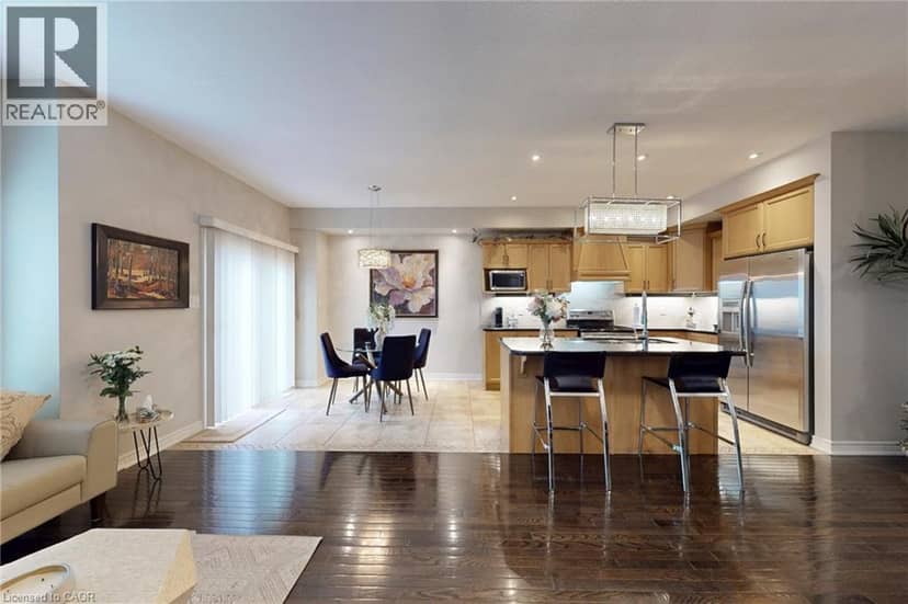 34 FOREST VALLEY Crescent — photo 10 of 40