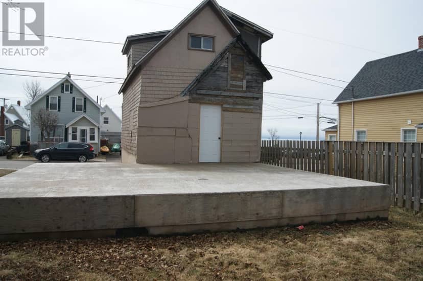 389 Second Street — photo 6 of 11