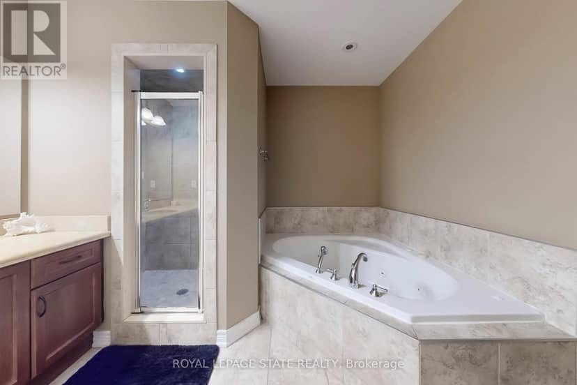 34 Forest Valley Crescent — photo 30 of 40