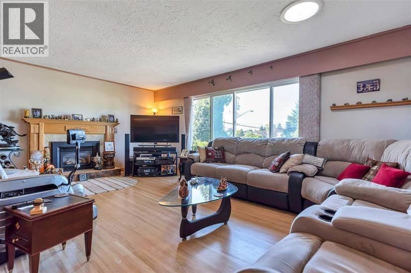 5882 51 AVENUE, Delta, photo 5