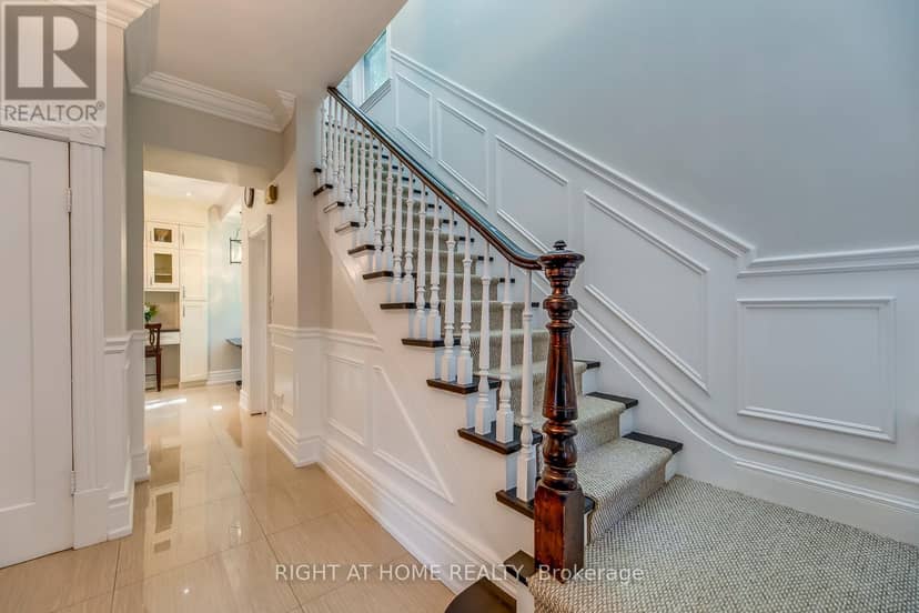 118 Main Street S — photo 23 of 40