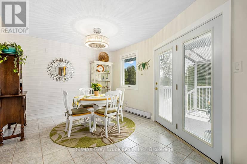 15 Isthmus Bay Road — photo 21 of 40