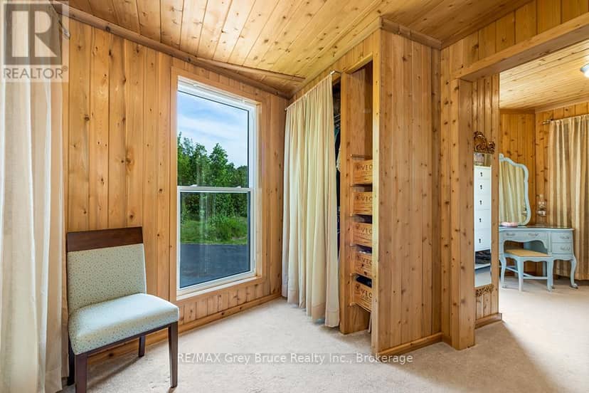 15 Isthmus Bay Road — photo 26 of 40