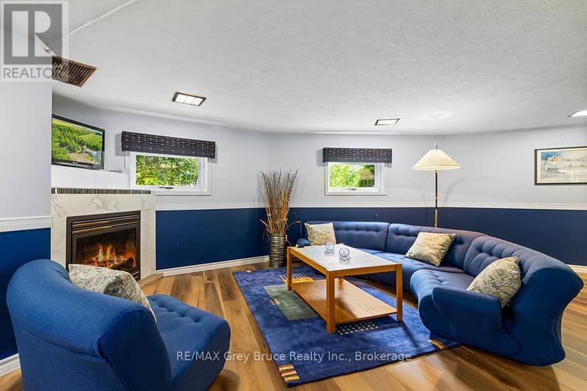 15 Isthmus Bay Road — photo 38 of 40
