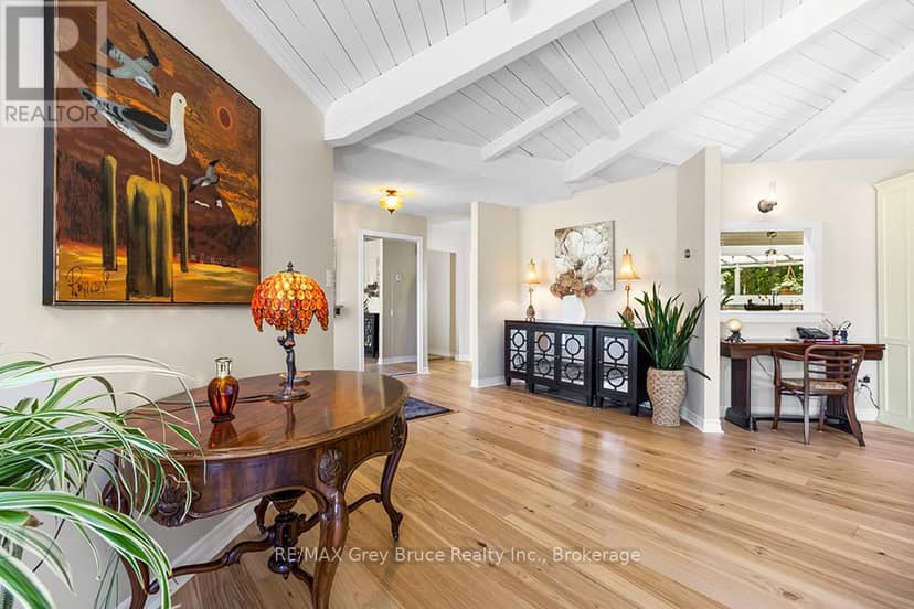 15 Isthmus Bay Road — photo 9 of 40