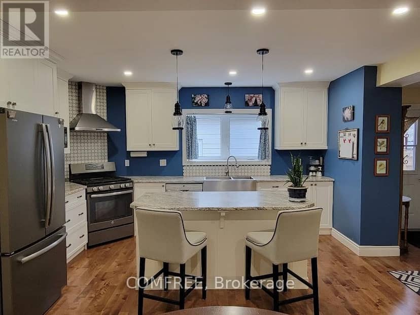 136 John Street — photo 6 of 40