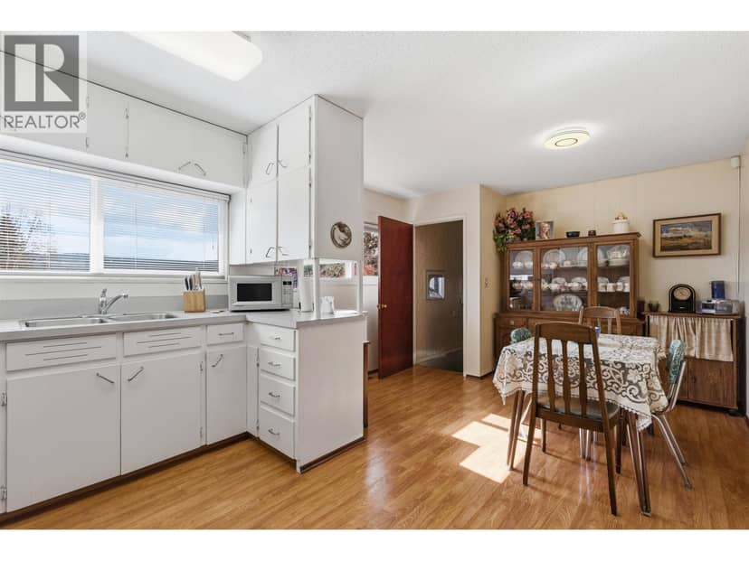 529 N NINTH AVENUE, Williams Lake, photo 5