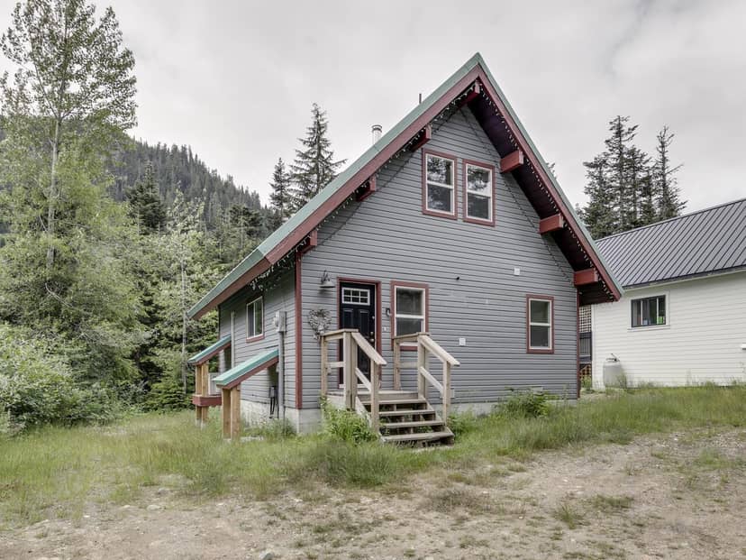 46880 SAKWI CREEK ROAD, Mission