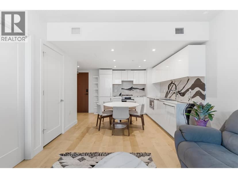 410 135 E 13TH STREET, North Vancouver, photo 6