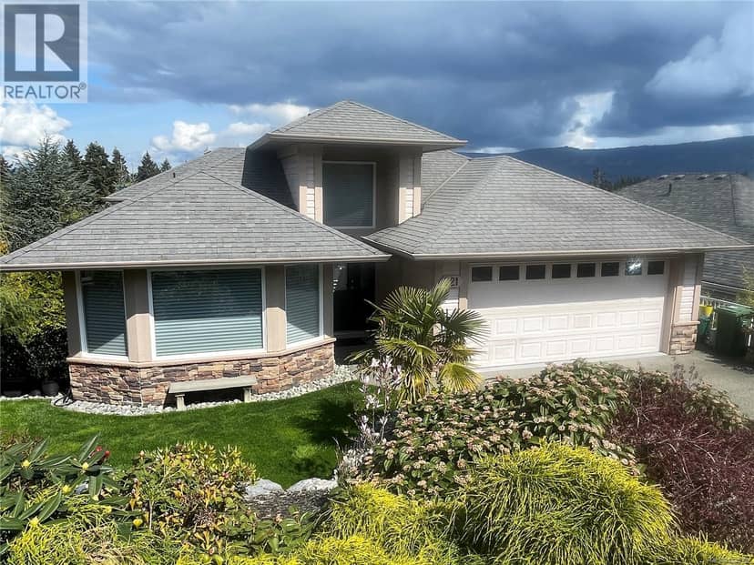 721 Country Club Dr, Cobble Hill