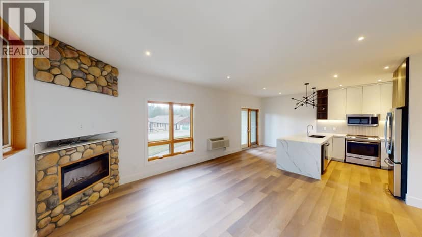 7291 PROSPECTOR Avenue Unit# 301, Radium Hot Springs, photo 3