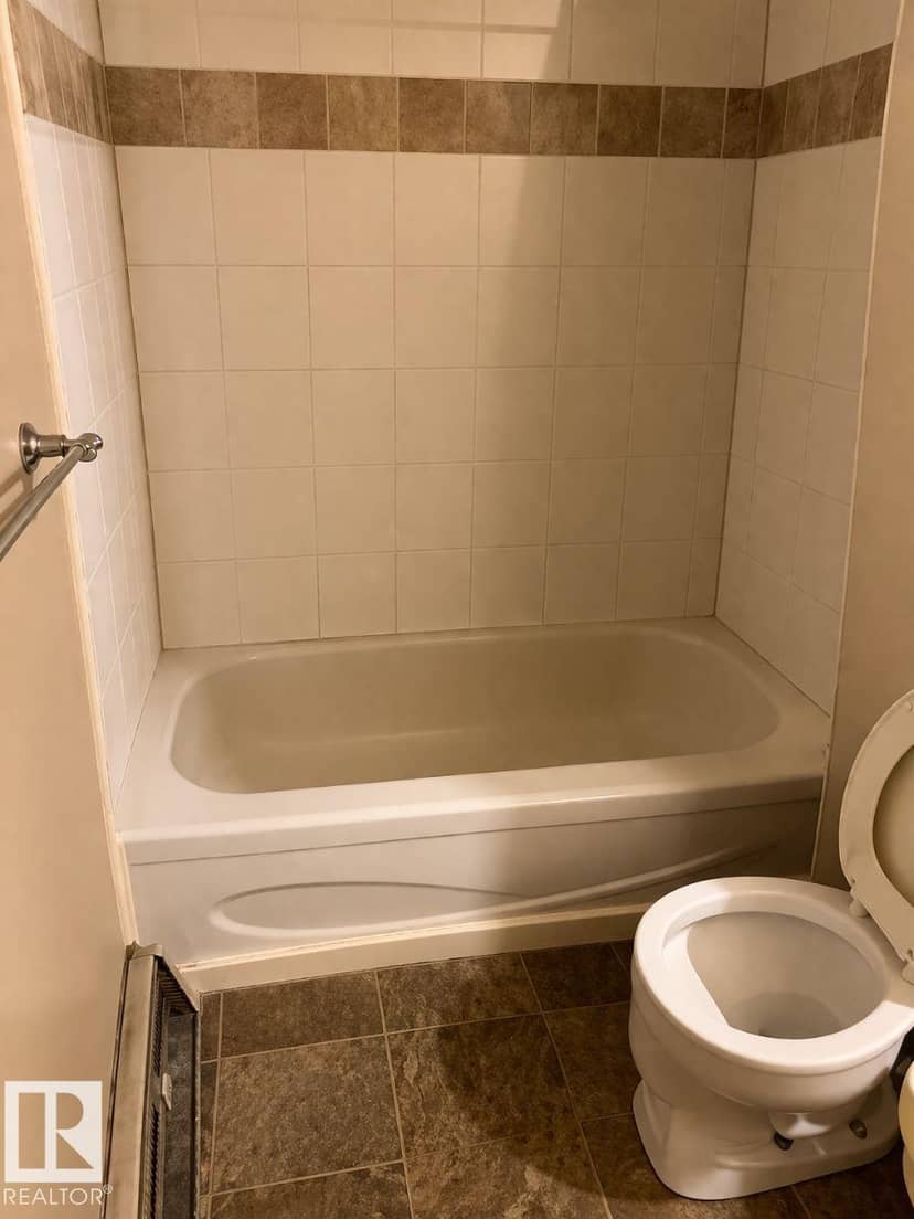 #4 3819 76 ST NW, Edmonton, photo 6