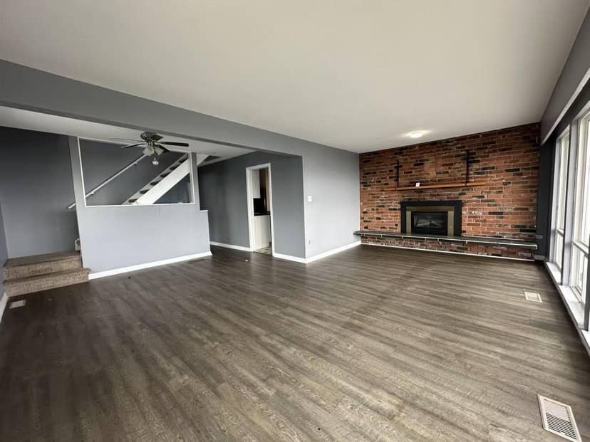 14768 MCDONALD AVENUE, White Rock, photo 8