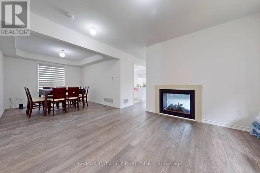 630 Lemay Grove, Peterborough, photo 2