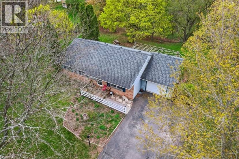 39 BANNOCKBURN Road — photo 8 of 11
