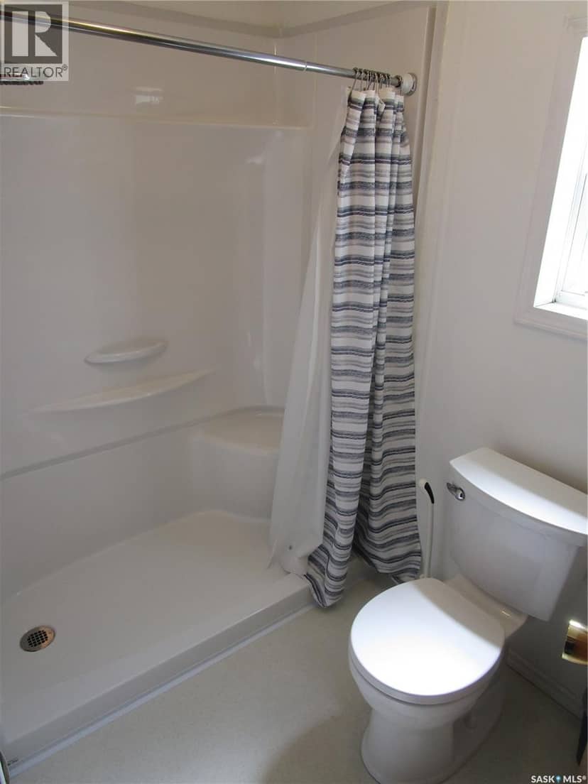 28 Crystal DRIVE — photo 11 of 20