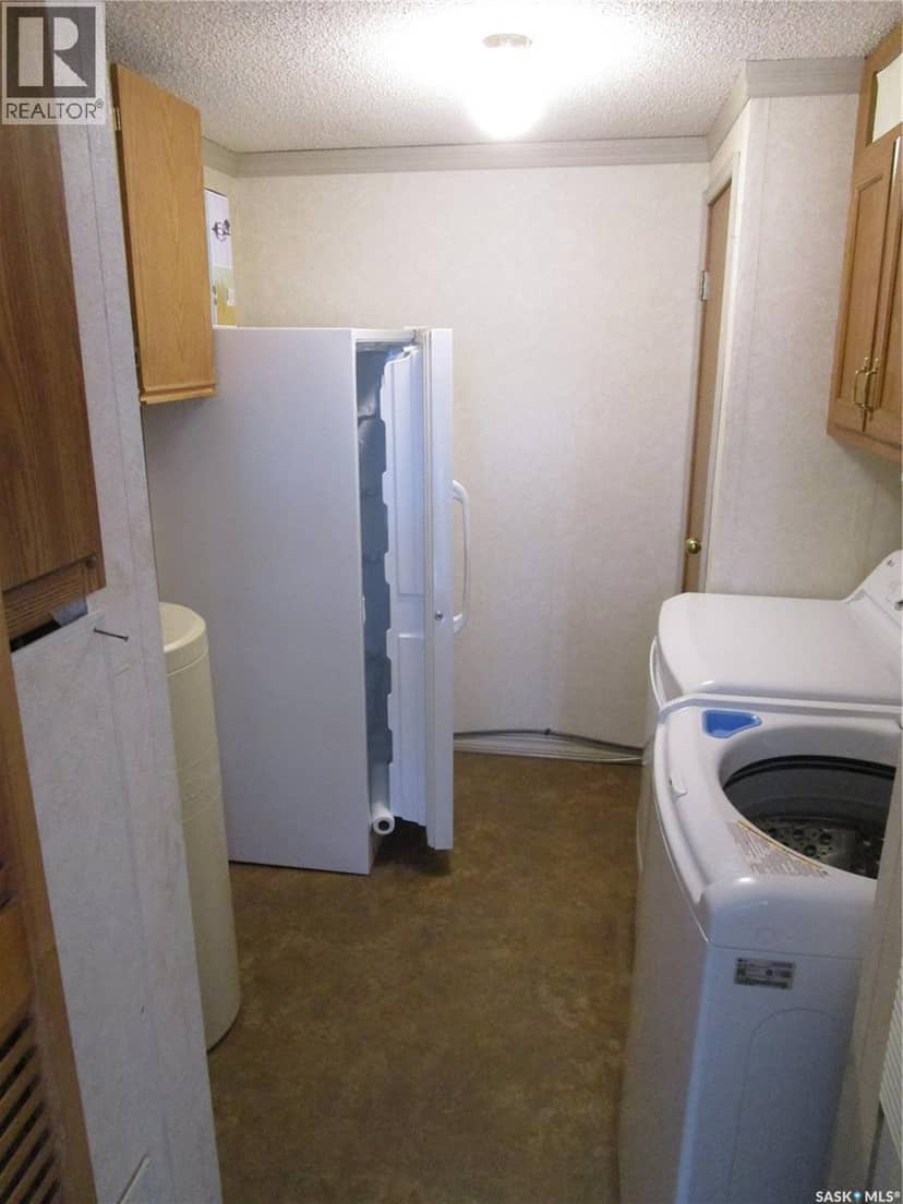 28 Crystal DRIVE — photo 15 of 20