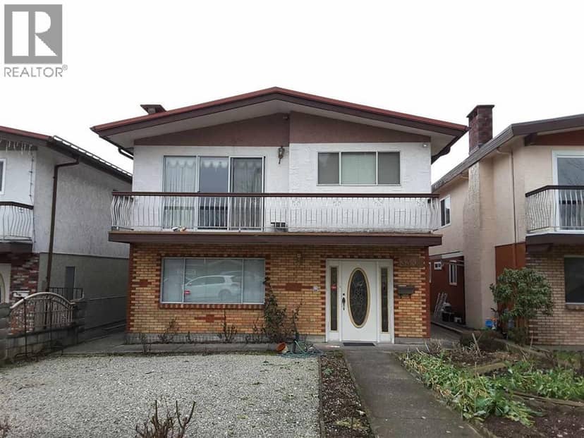 3386 QUEENS AVENUE, Vancouver