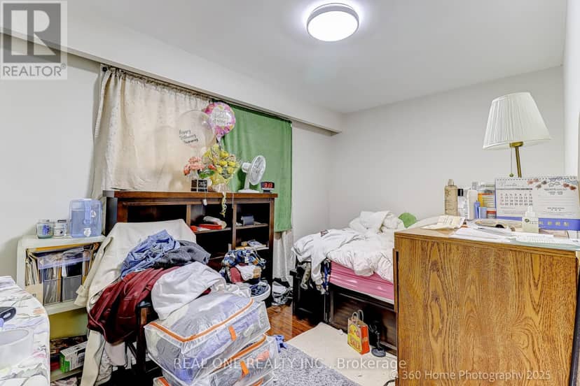 212 Cummer Avenue — photo 16 of 27