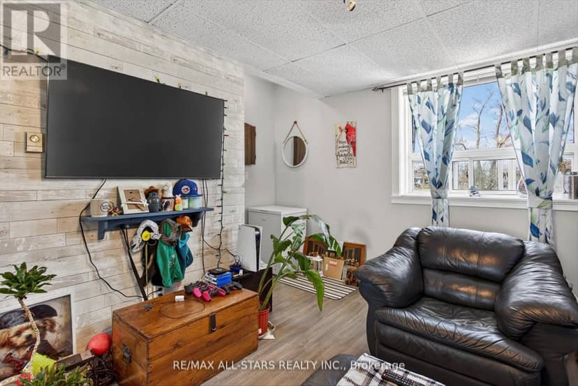 16 St David Street — photo 25 of 38