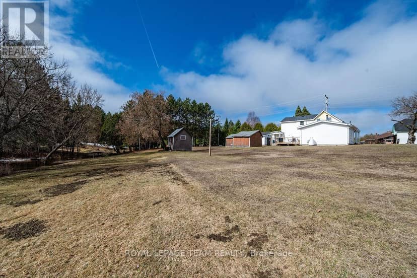 3709 Old Barrys Bay Road — photo 13 of 40