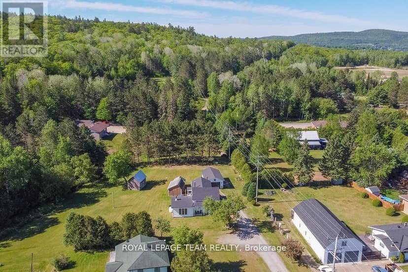 3709 Old Barrys Bay Road — photo 5 of 40