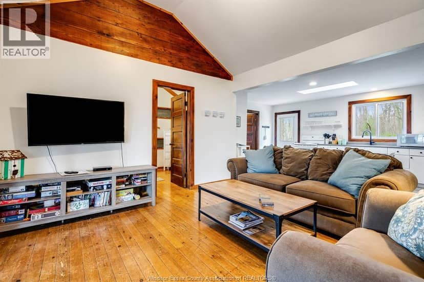 170 North Shore Road — photo 9 of 40
