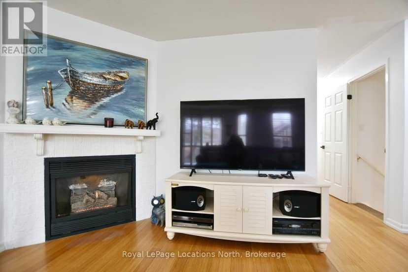 61 Barker Boulevard — photo 40 of 40