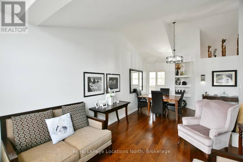 61 Barker Boulevard — photo 8 of 40