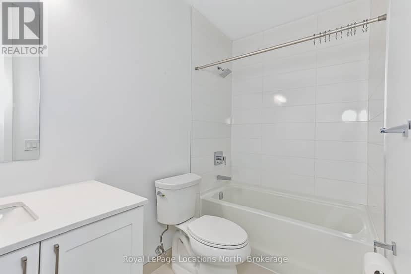 322 - 1 Hume Street — photo 14 of 37