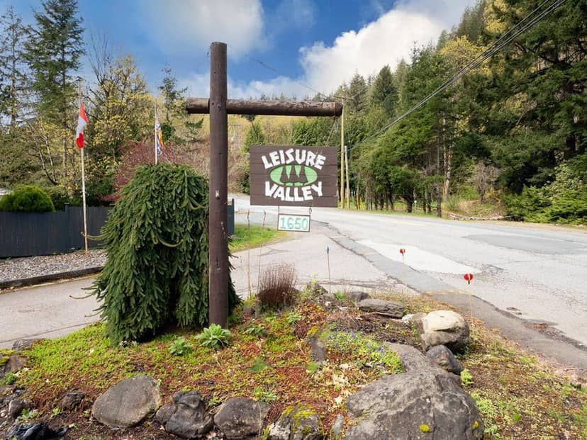 26 1650 COLUMBIA VALLEY ROAD, Columbia Valley, Columbia Valley
