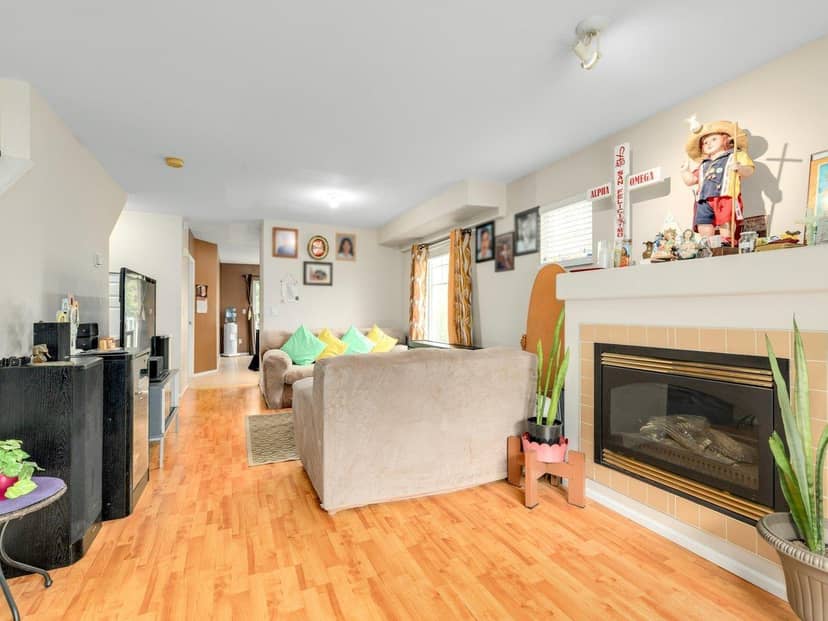 96 12110 75A AVENUE, Surrey, photo 6