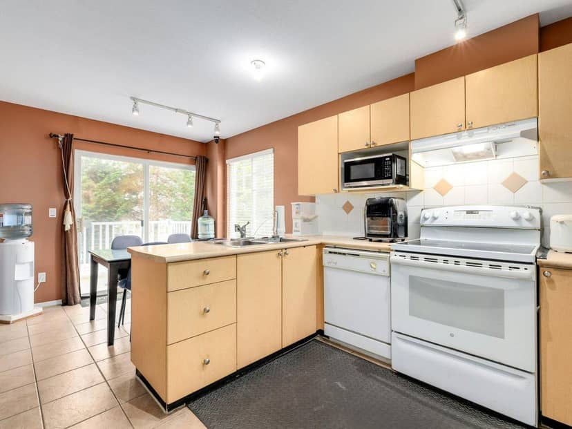 96 12110 75A AVENUE, Surrey, photo 7